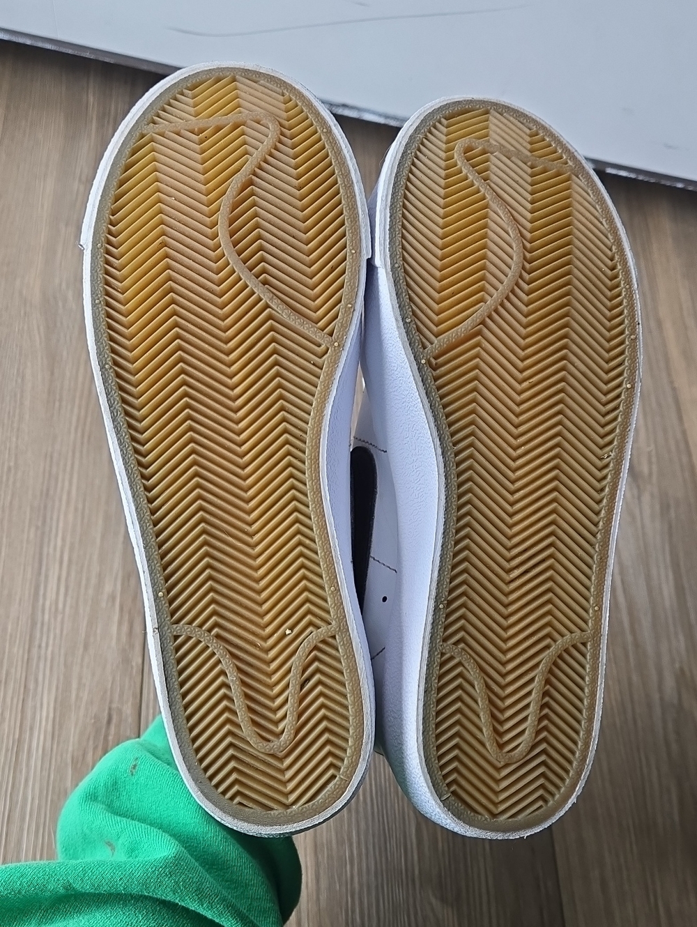 Nike Blazer Mid 77 Vintage Sneakers - Picture 5 of 8